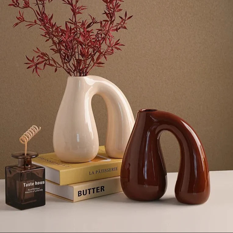 Nami N-Shape Ceramic Vase