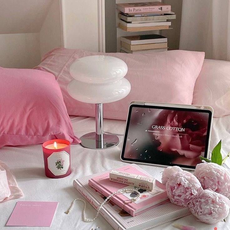 Elegant Macaron LED Table Lamp
