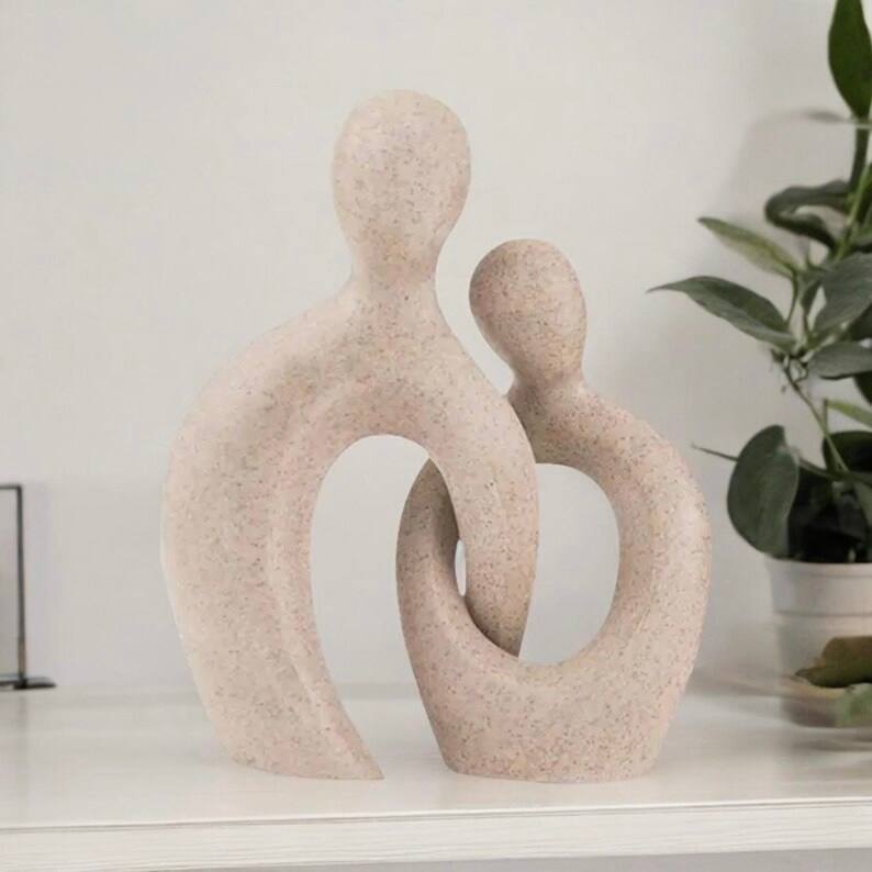 Minimalist Couple Statue