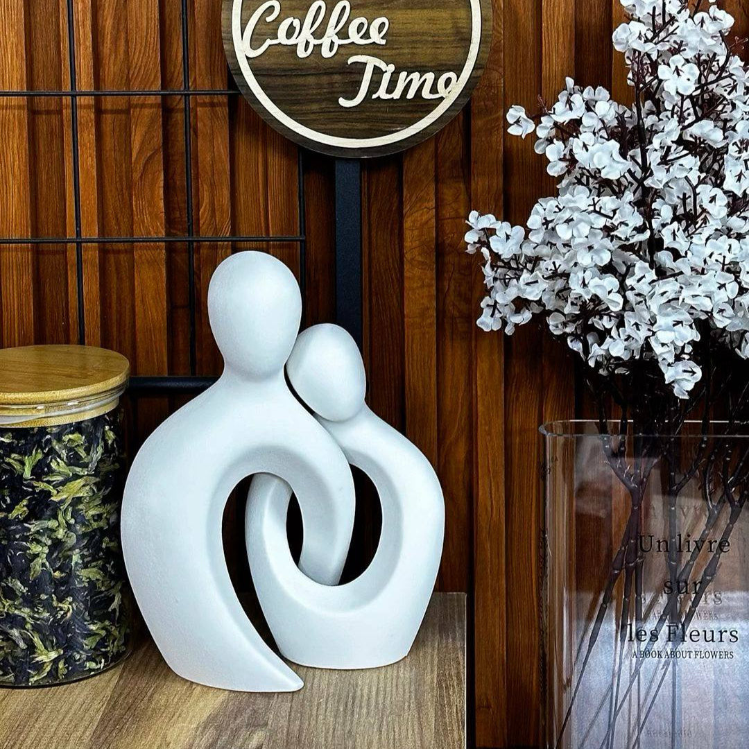Minimalist Couple Statue