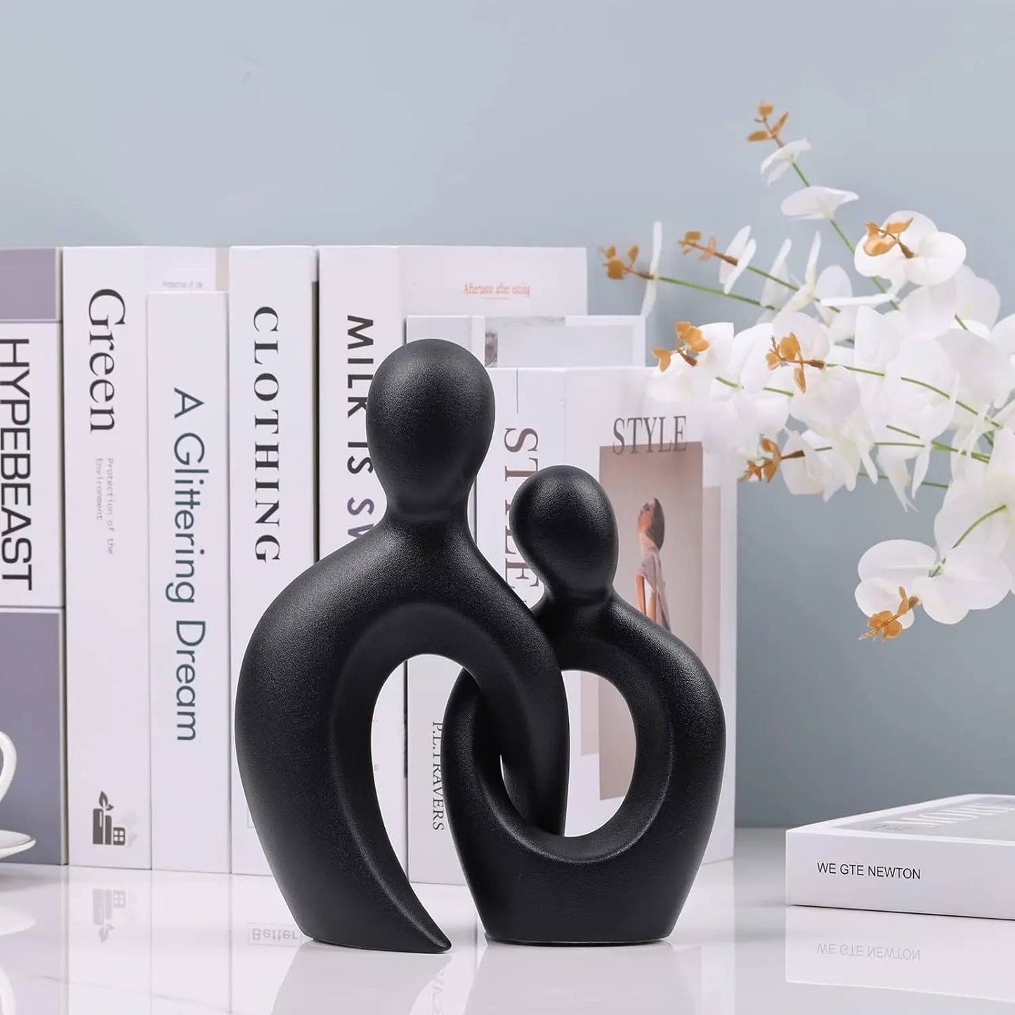 Minimalist Couple Statue