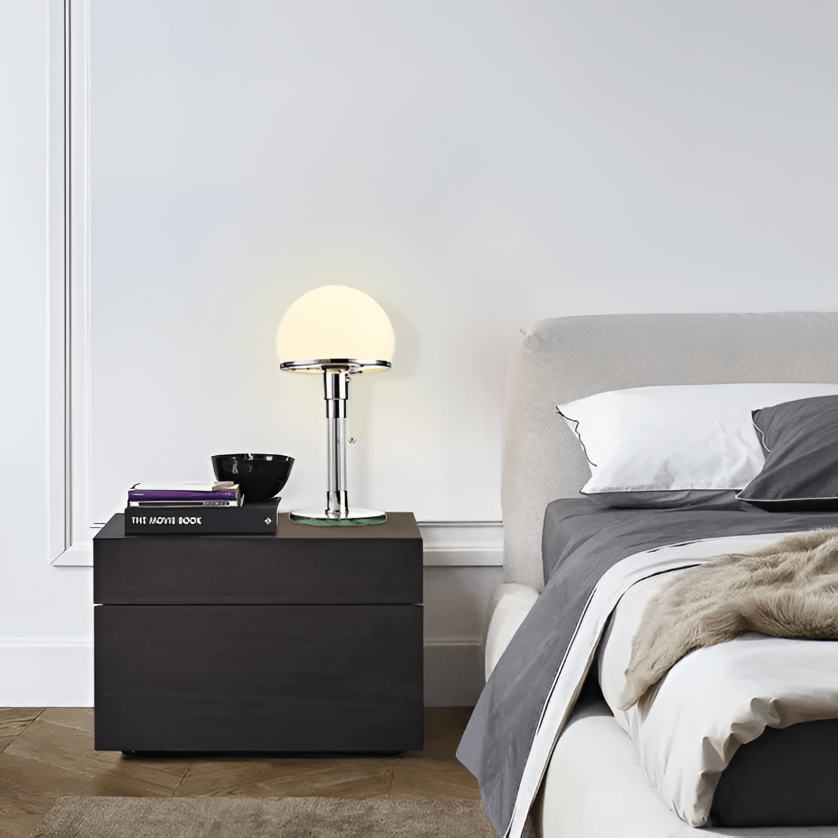 Modern Bauhaus Style Glass Table Lamp - TheOrivana