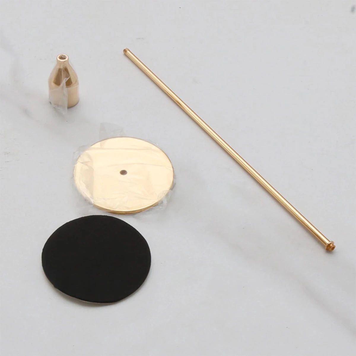 Modern Metal Candle Holders - Set Of 3 - TheOrivana