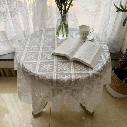 Vintage Lace Tablecloth - TheOrivana